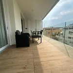 AIRONE MARE, Piscina e Parcheggio privato