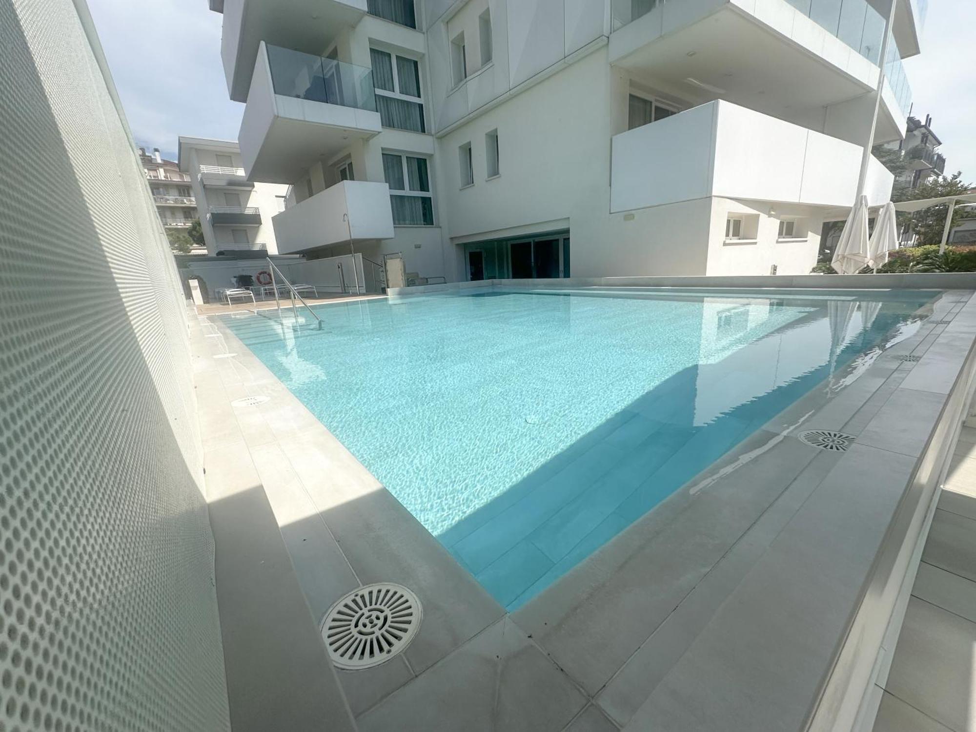Airone Mare, Piscina E Parcheggio Privato